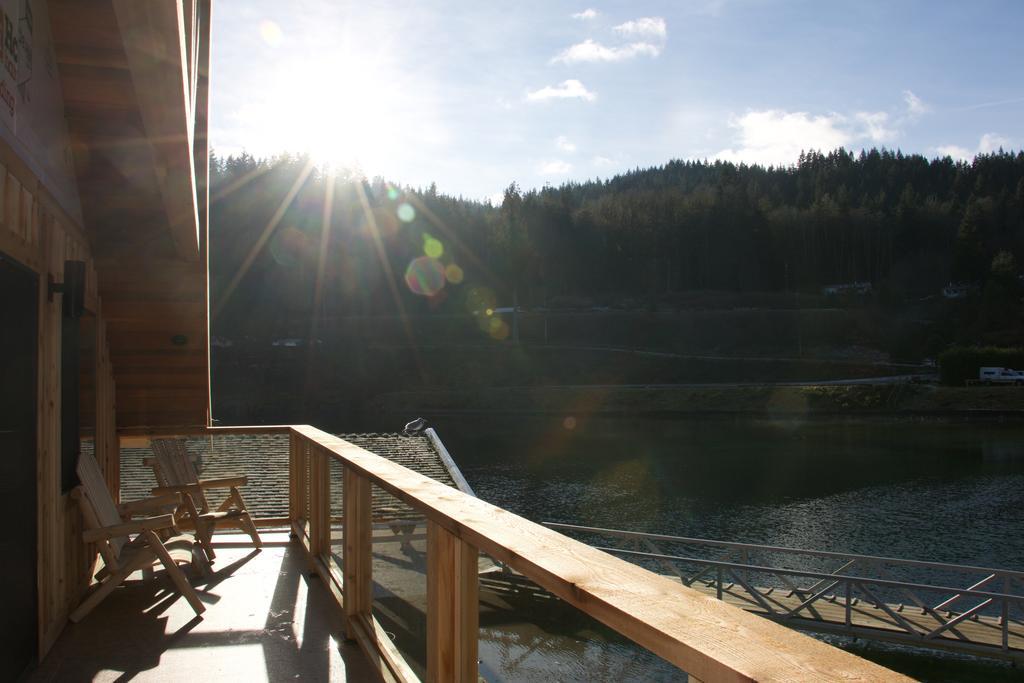 Brown'S Bay Resort Campbell River Habitación foto