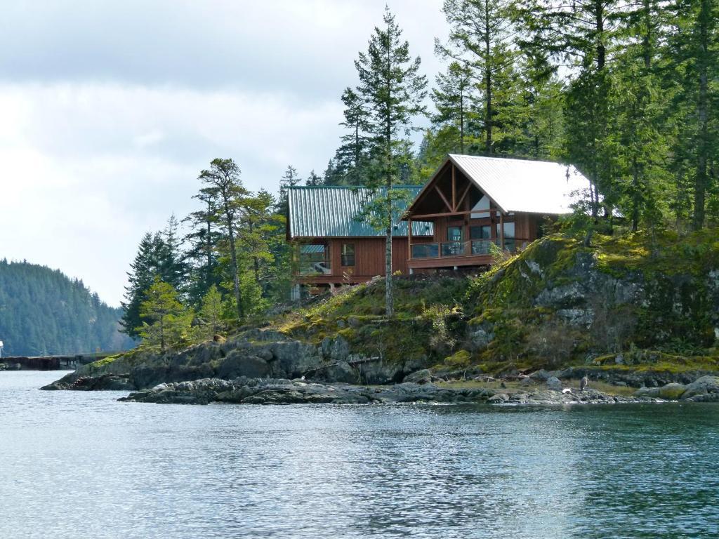 Brown'S Bay Resort Campbell River Habitación foto